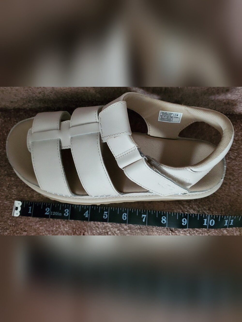 UGG LIKE NEW Sz. 9 Goldenstar Strap Platform Sandal - Picture 7 of 13